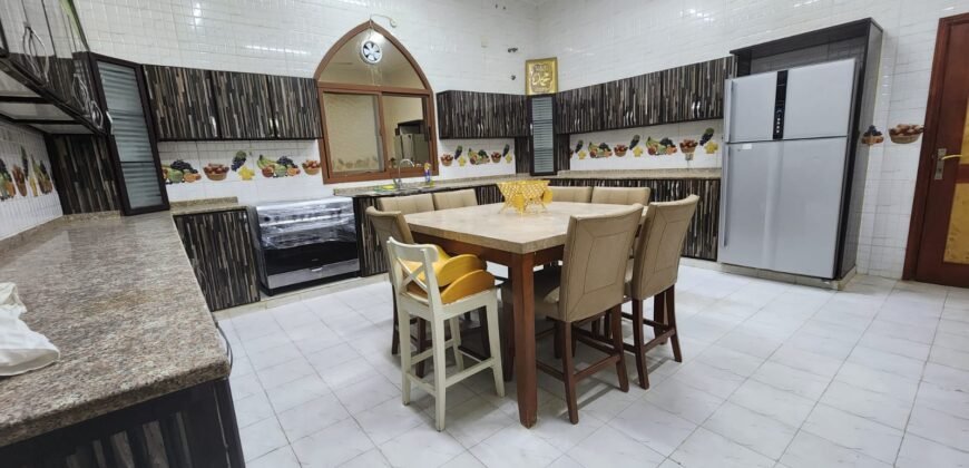 FULLY FURNISHED LUXURIOUS VILLA FOR RENT